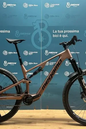 Spedizione Espresso Megamo Native 10 Taglia L - Usata